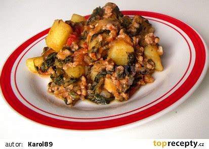 Bramborová pánev s mletým masem a zeleninou